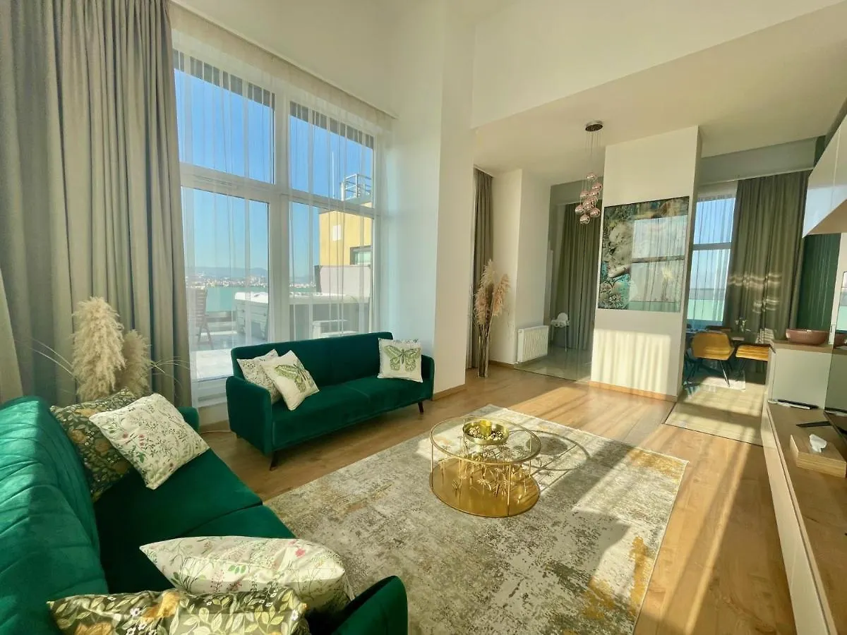 Centropolitan Penthouse #Jacuzzi #Freeparking Apartment Budapest 0*,