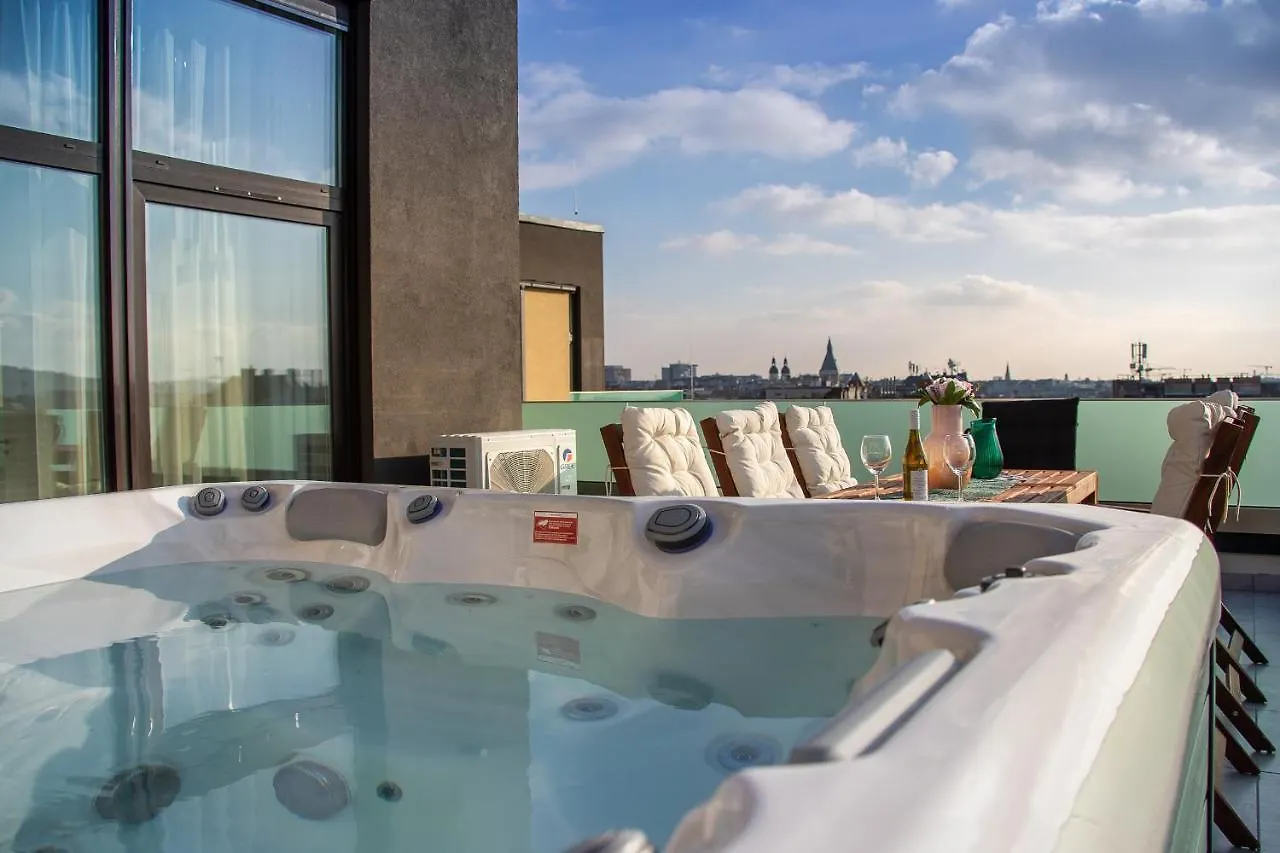Centropolitan Penthouse #Jacuzzi #Freeparking Apartment Budapest