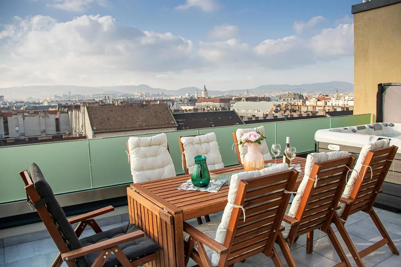 Centropolitan Penthouse #Jacuzzi #Freeparking Apartment Budapest