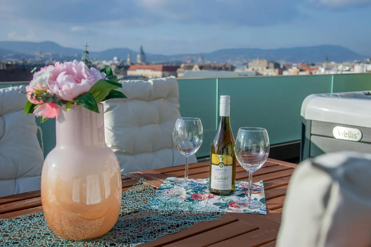 Centropolitan Penthouse #Jacuzzi #Freeparking Apartment Budapest Hungary